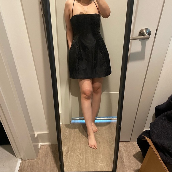 Danielle Bernstein weworewhat spaghetti strap mini dress with pockets - Picture 3 of 6